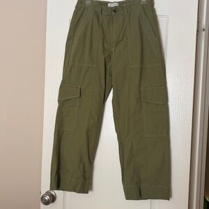 Woman’s Olive Cargo Pants